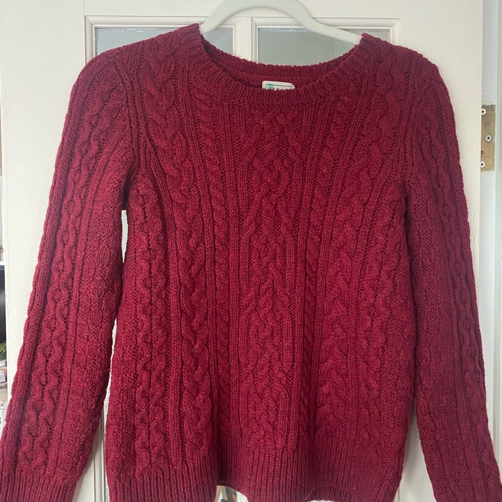 L.L. Bean Red 100% Wool Cable Knit Crew Neck Sweater
